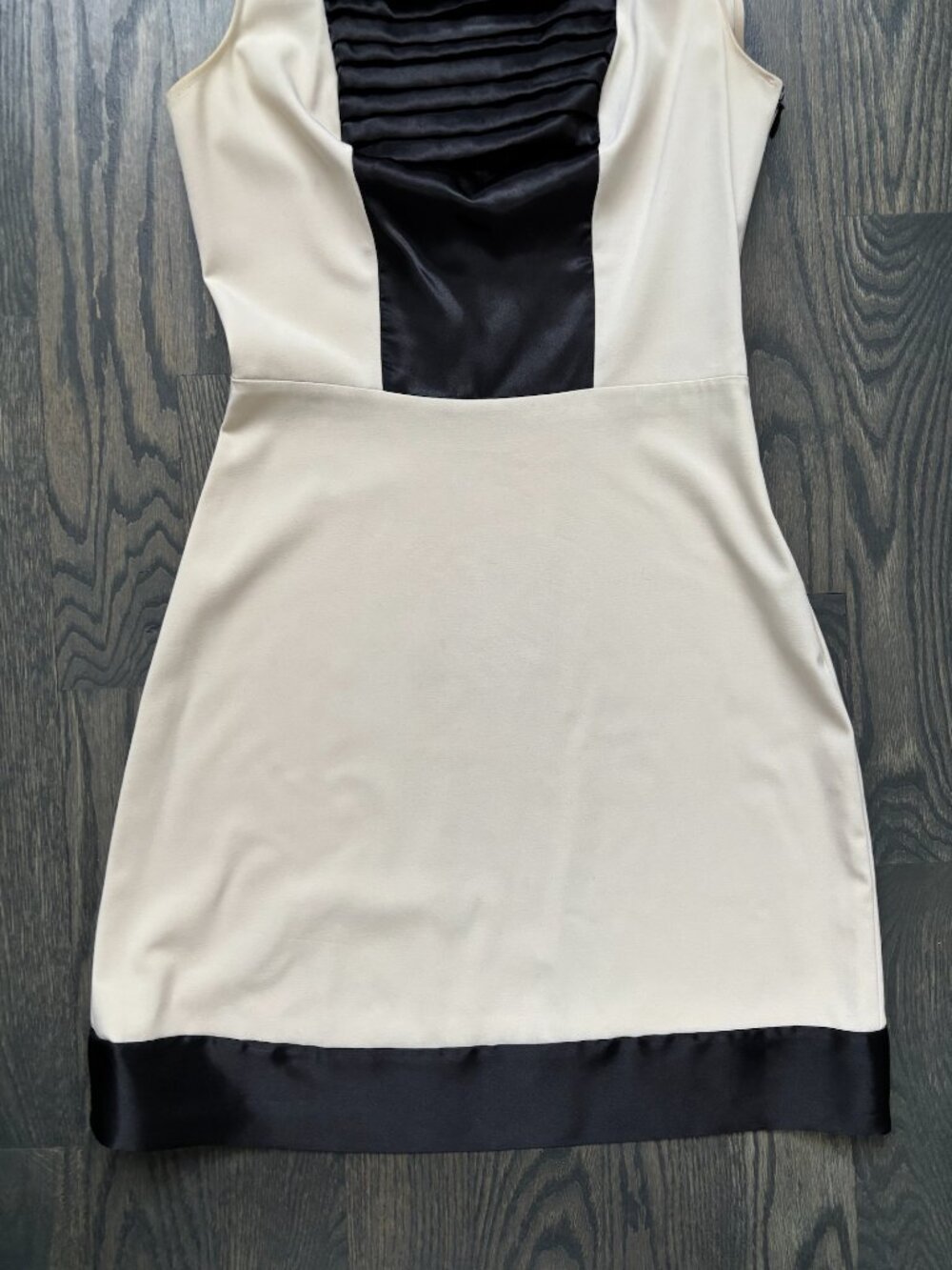 Black & Cream Satin/silk Halter Mini Dress XS/S - Picture 6 of 8